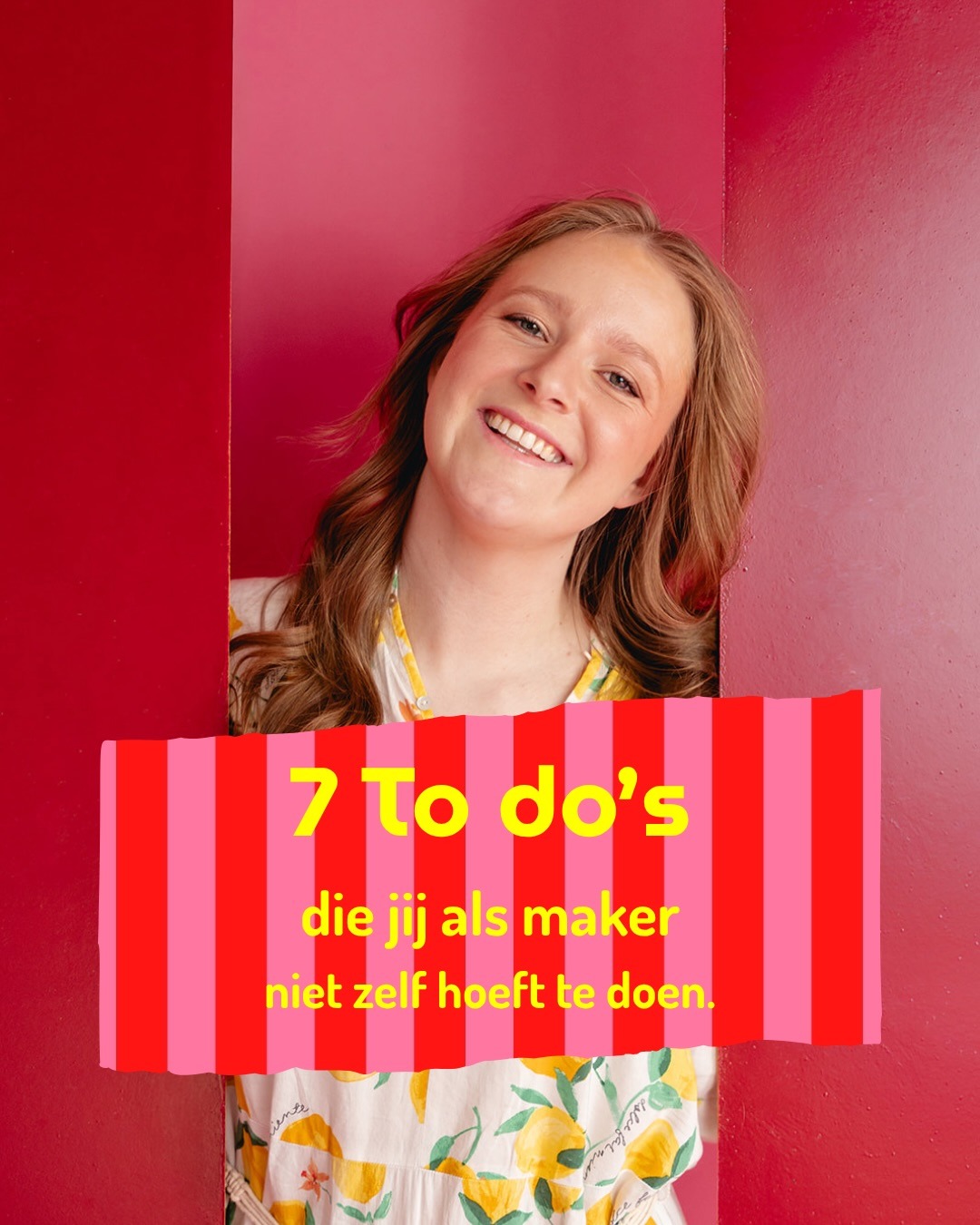 Deze 7 to do’s hoef jij als maker niet zelf te doen.

Veel makers (en jij dus ook) zijn onbewust ook producent geworden. Dit is niet omdat je dit zo ontzettend graag doet, maar omdat het anders niet gebeurt (denk je).

Zo ben je naast het ontwikkelen van een theatervoorstelling, een expositie, een concert of een boeklancering ook nog eens bezig met locaties, techniek, draaiboeken, crew, budget, publieksvragen en nog veel meer…

En dat terwijl je gewoon jouw werk, jouw kunst, jouw verhaal wilt maken en vervolgens wilt delen met jouw publiek.

Dat je hoofd overstroomt is dus niet heel gek. Het is niet “chaotisch” (dat is gewoon wat er gebeurt als je het allemaal zelf doet). En dat hoeft niet, want dat is waarom ik jouw productiepartner ben.

Welke van deze 7 to do’s heb je het liefst dat ik vandaag nog van je overneem?